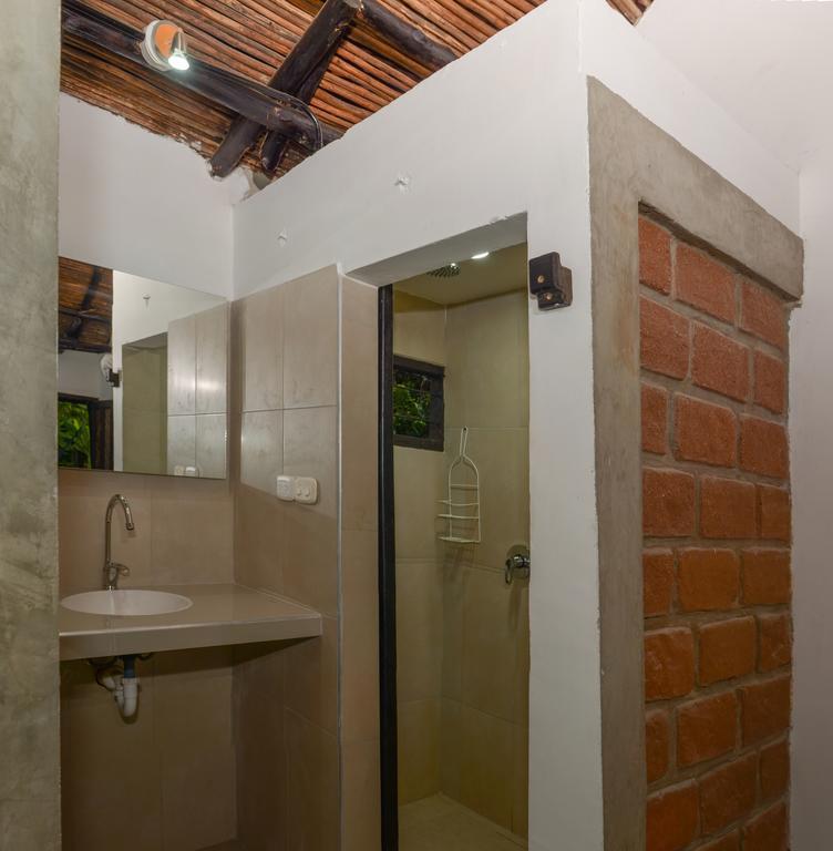 Hostal La Media Luna Palomino Exterior photo