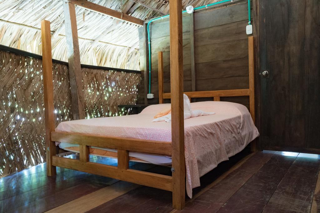 Hostal La Media Luna Palomino Exterior photo