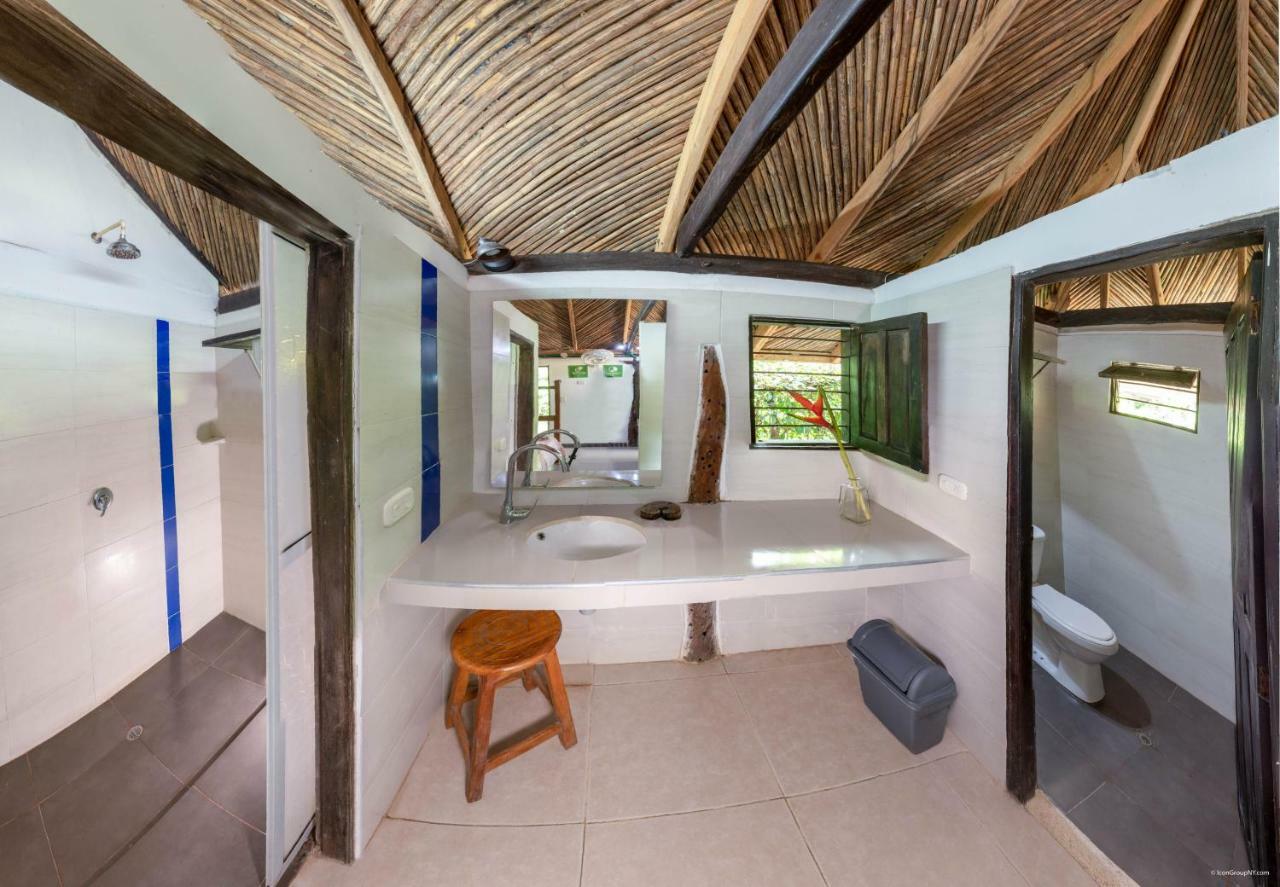 Hostal La Media Luna Palomino Exterior photo